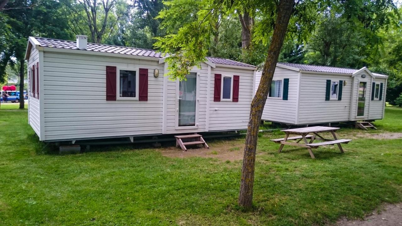 Camping Larribal Millau Ngoại thất bức ảnh